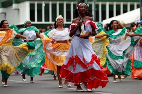 Esmeraldas: A Colombian Fiesta You Won't Forget!